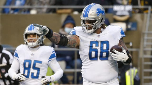 Detroit Lions left tackle Taylor Decker